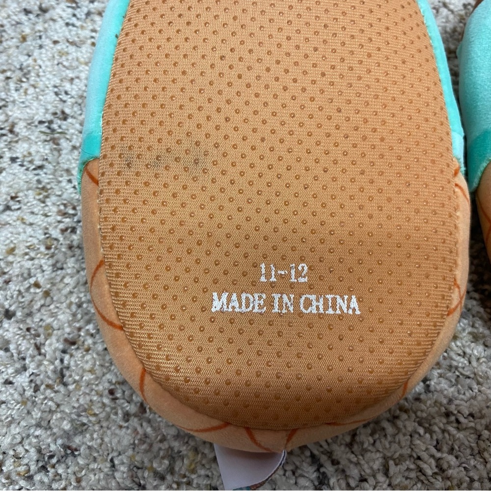 Squishmallows ice cream slippers 11-12 girls boys plush slip on - Picture 4 of 6